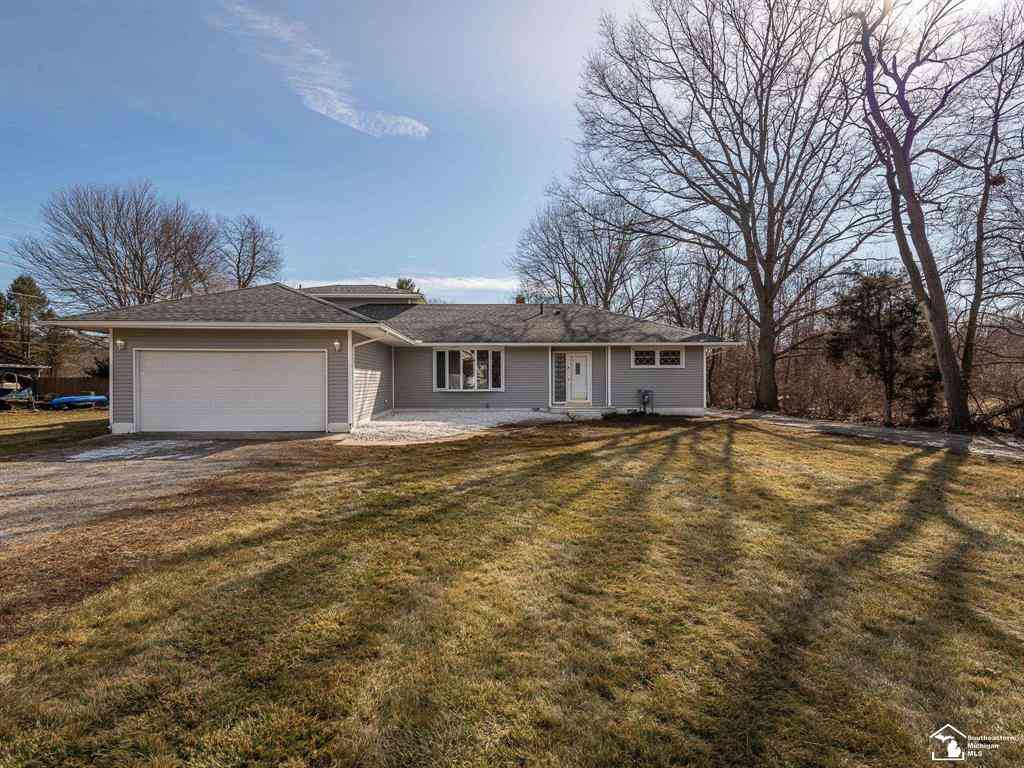 Homes For Sale - 3663 Saint Anthony Road <br/> Temperance, MI 48182