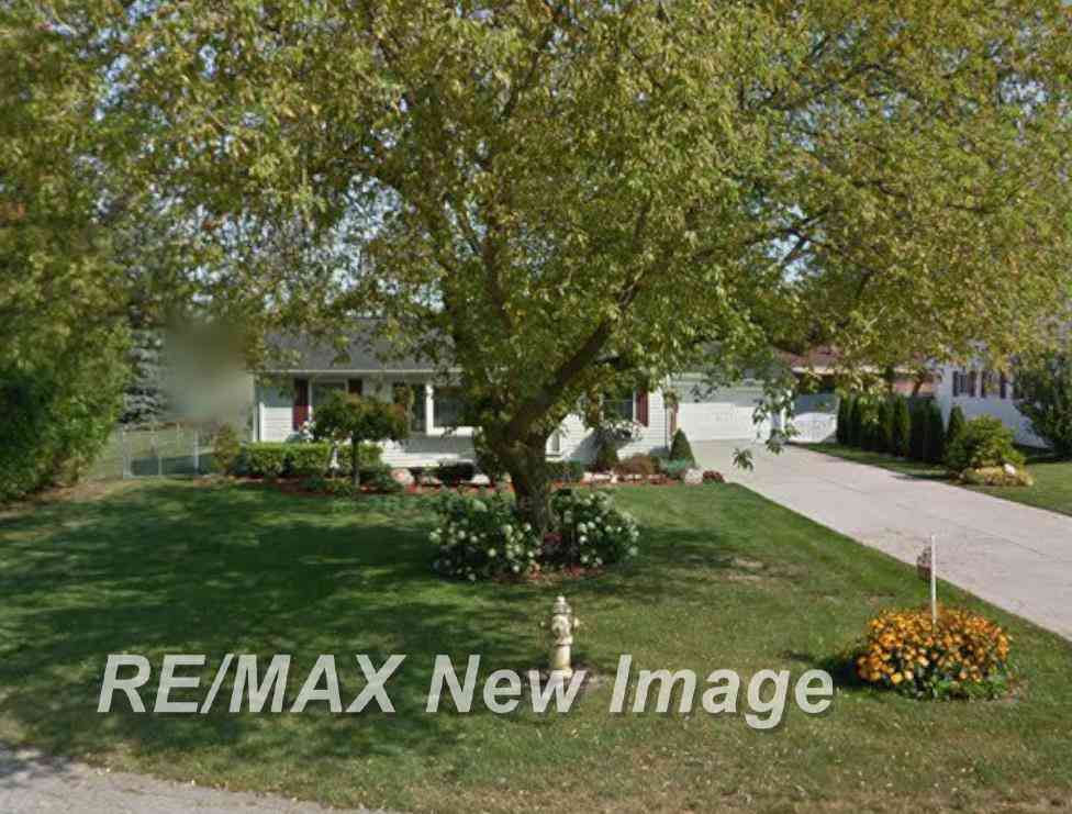Homes For Sale - 2808 Sandra Court <br/> Bay County, Bay City, MI 48708