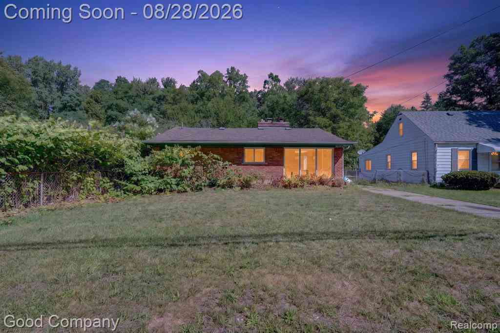 Homes For Sale - 21004 Westover Avenue <br/> Oakland County, Southfield, MI 48075