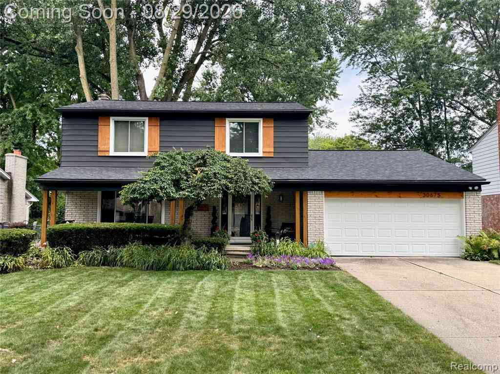 Homes For Sale - 30675 Old Stream Street <br/> Southfield, MI 48076