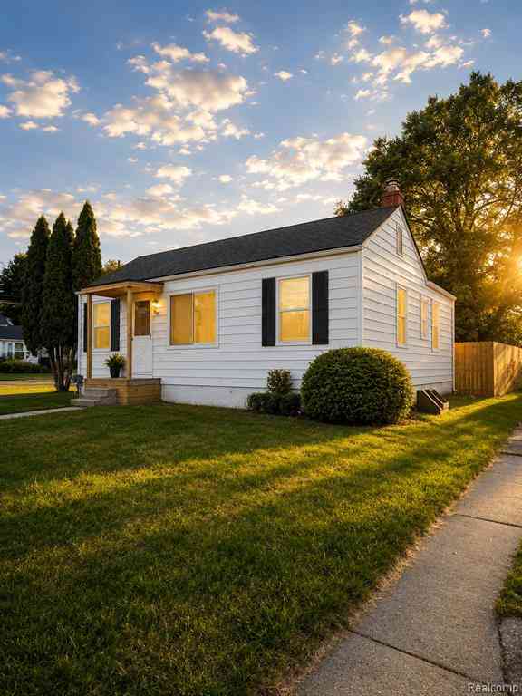 Homes For Sale - 948 Hubbard Avenue <br/> Genesee County, Flint, MI 48503