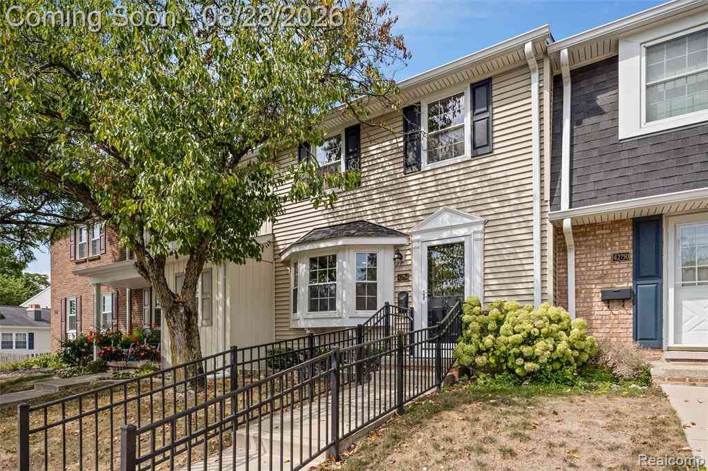 Condo For Sale - 42754 Lyric Court <br/> Wayne County, Northville, MI 48167