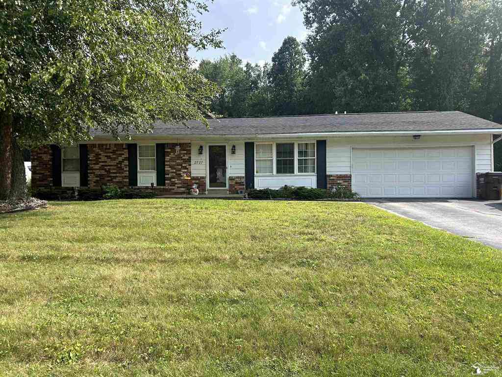 Homes For Sale - 2727 Thunderbird Trail <br/> Monroe County, Lambertville, MI 48144