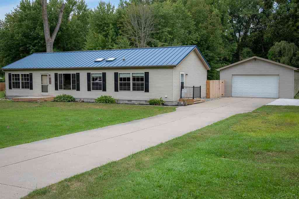 Homes For Sale - 4250 S Portsmouth Road <br/> Saginaw County, Bridgeport, MI 48722