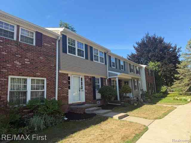Condo For Sale - 19731 Hayes Court <br/> Wayne County, Northville, MI 48167