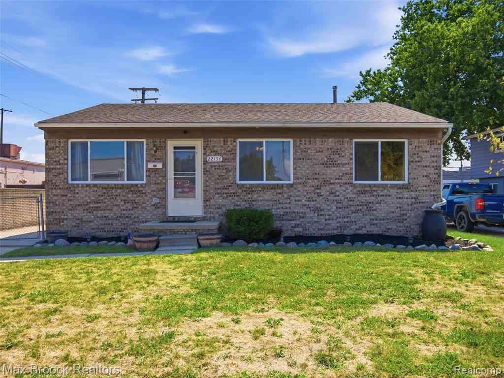 Homes For Sale - 22134 Pleasant Street <br/> Saint Clair Shores, MI 48080