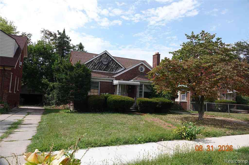 Homes For Sale - 15371 Lindsay Street <br/> Detroit, MI 48227
