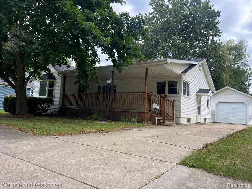 Homes For Sale - 138 Truman Street <br/> Sandusky, MI 48471