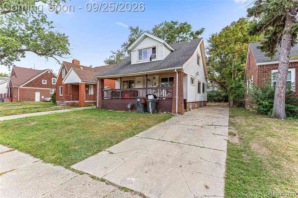 Homes For Sale - 14600 Hubbell Street E E<br/> Detroit, MI 48227