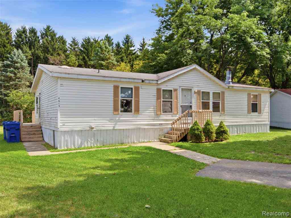 Homes For Sale - 4613 Butternut  <br/> Oakland County, Clarkston, MI 48348