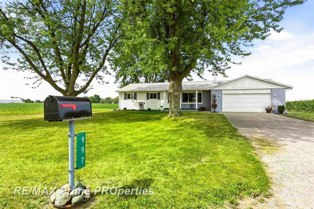 Homes For Sale - 997 E Warner Road <br/> Bay County, Essexville, MI 48732