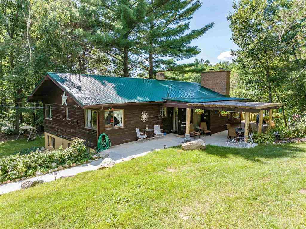 Homes For Sale - 2861 Cemetery Road <br/> Gladwin County, Gladwin, MI 48624