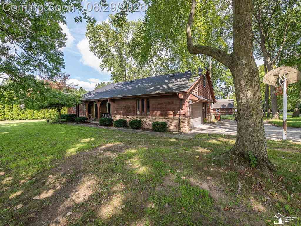 Homes For Sale - 11650 Wells Road <br/> Petersburg, MI 49270