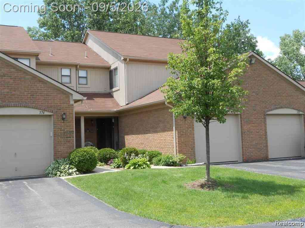 Condo For Rent - 572 Tennyson  <br/> Rochester, MI 48307