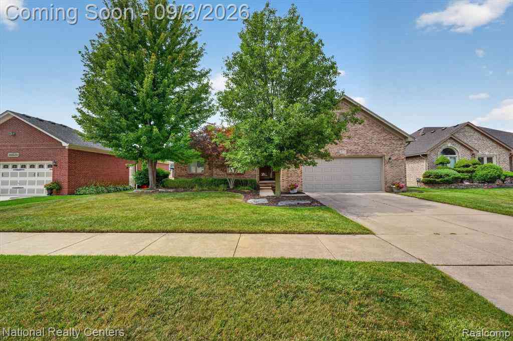 Homes For Sale - 49719 Shenandoah Drive <br/> Macomb, MI 48044