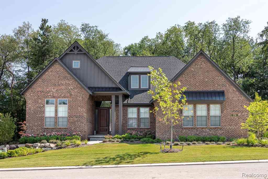 Condo For Sale - 30809 E Franklin Hills Court E E #8<br/> Farmington Hills, MI 48334