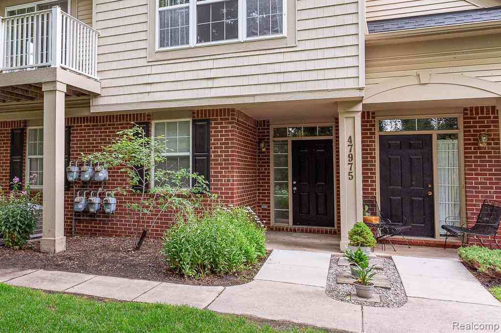 Condo For Sale - 47975 Cardiff Avenue <br/> Wayne County, Canton, MI 48188