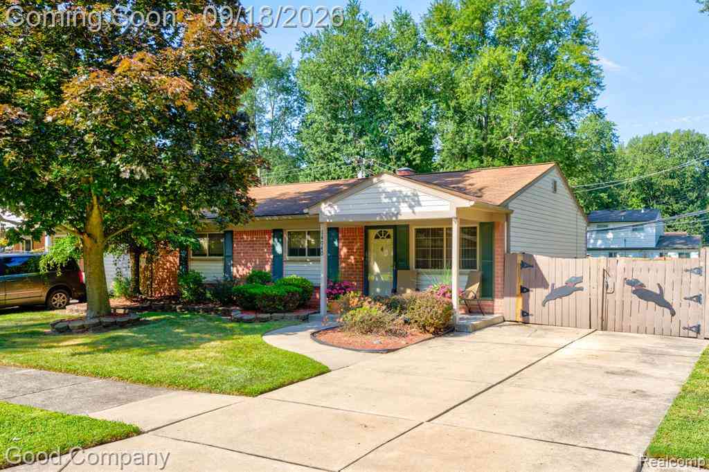 Homes For Sale - 14040 Marvin Street <br/> Taylor, MI 48180