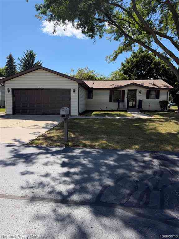 Condo For Sale - 38561 Deer Creek Boulevard <br/> Wayne County, Westland, MI 48185