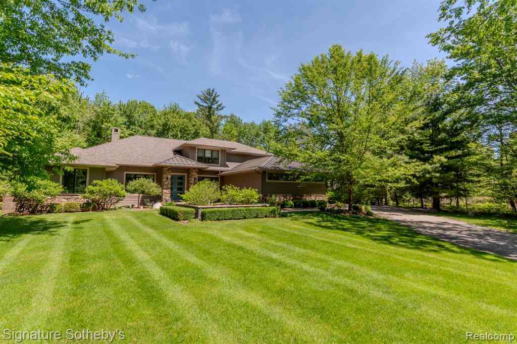 Homes For Sale - 3479 E Shady Ridge Lane <br/> Midland County, Midland, MI 48642