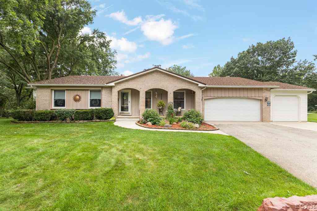 Homes For Sale - 4328 Radcliffe Court <br/> Adrian, MI 49221