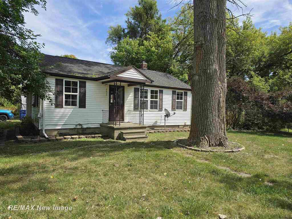 Homes For Sale - 2502 S 24th Street <br/> Saginaw County, Saginaw, MI 48601
