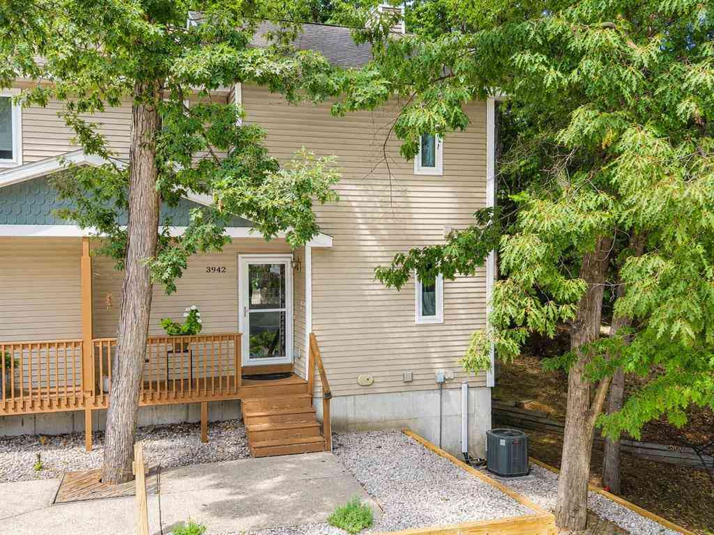 Condo For Sale - 3942 Sherwood Forest Drive <br/> Traverse City, MI 49686