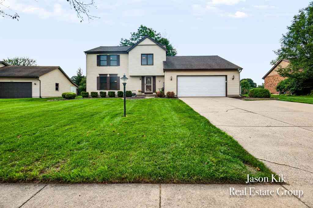 Homes For Sale - 2074 Wolfboro Drive Se SE<br/> Kentwood, MI 49508