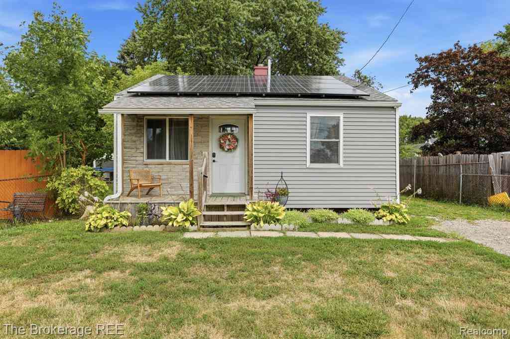 Homes For Sale - 1233 Carman  <br/> Genesee County, Burton, MI 48529