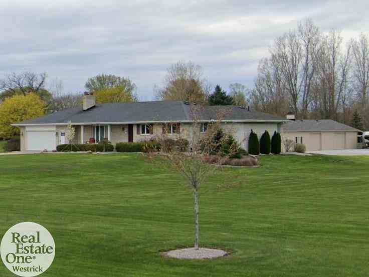Homes For Sale - 19505 32 Mile Road <br/> Armada, MI 48005