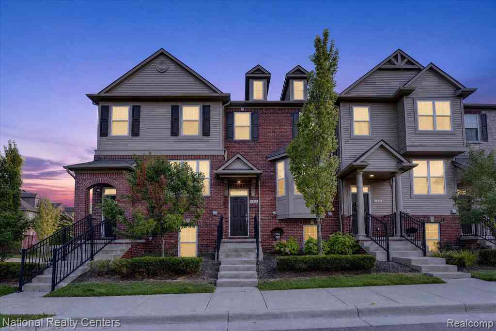 Condo For Rent - 330 Glenhurst Boulevard <br/> Rochester, MI 48307