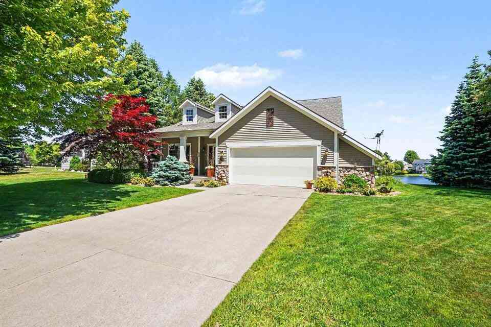 Condo For Sale - 6852 Westshire Drive <br/> Muskegon County, Norton Shores, MI 49444