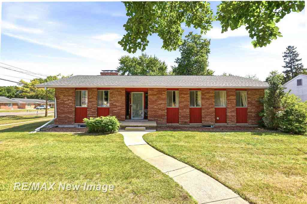 Homes For Sale - 2720 Warwick Street <br/> Saginaw County, Saginaw, MI 48602