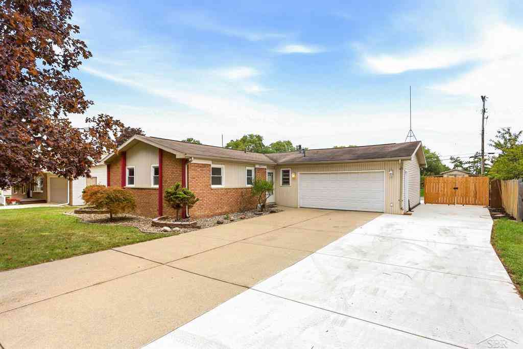Homes For Sale - 2904 Clayburn Road <br/> Saginaw County, Saginaw, MI 48603