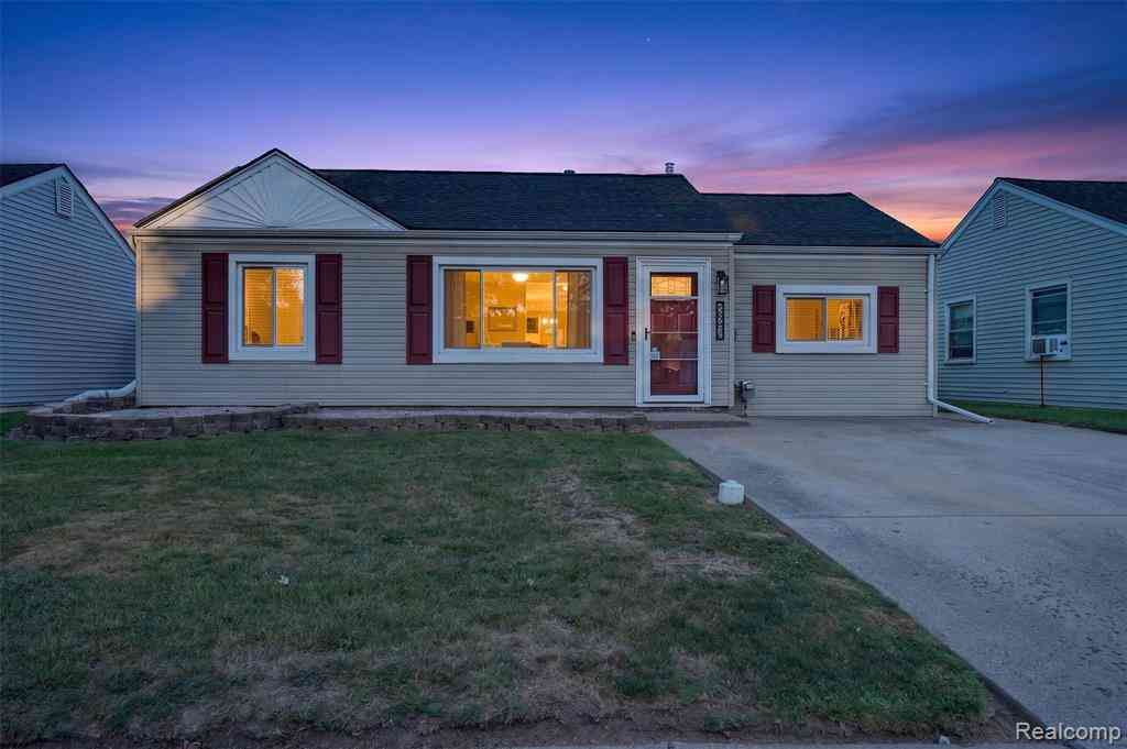 Homes For Sale - 26596 Kathy Street <br/> Roseville, MI 48066