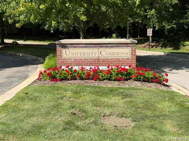 Condo For Sale - 807 Asa Gray Drive  #305<br/> Washtenaw County, Ann Arbor, MI 48105