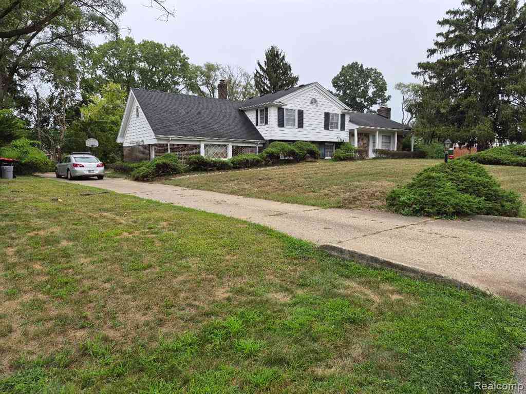 Homes For Sale - 25102 Friar Lane <br/> Southfield, MI 48033