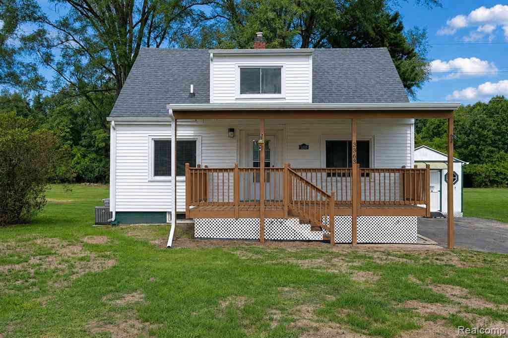 Homes For Sale - 3363 E Pierson Road <br/> Genesee County, Flint, MI 48506