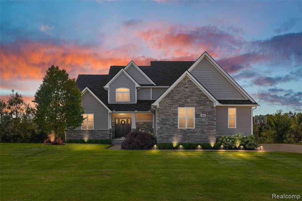 Homes For Sale - 305 Baintree Boulevard <br/> Livingston County, Brighton, MI 48114