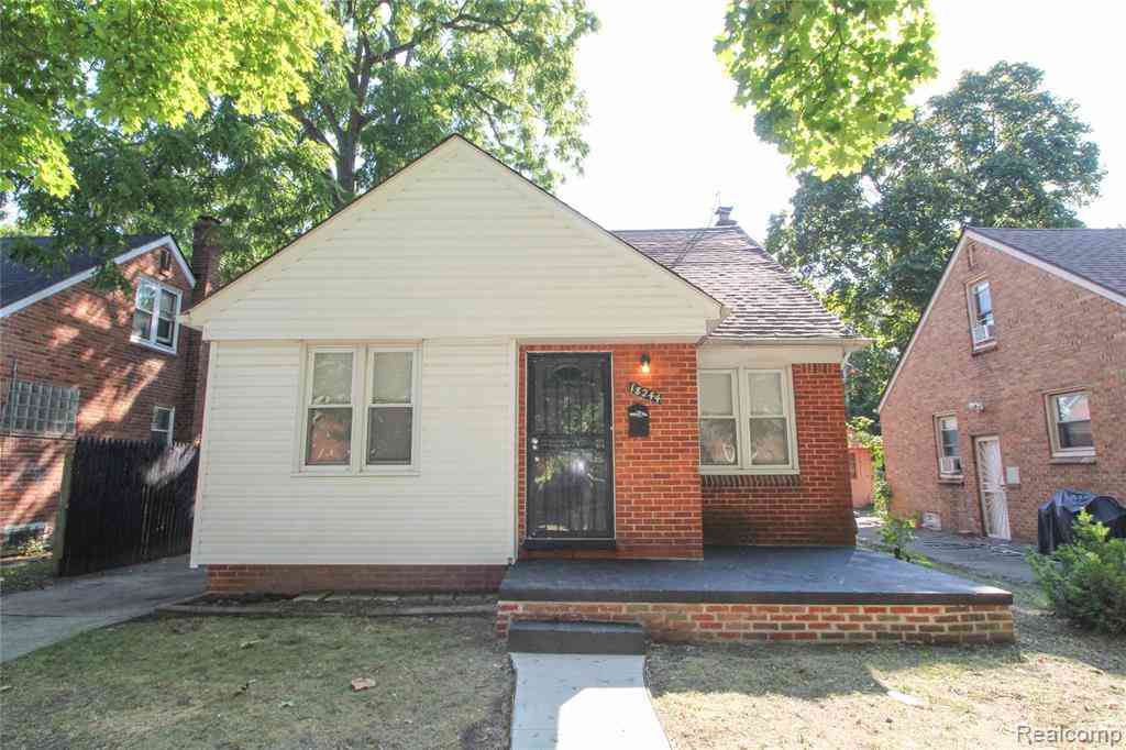 Homes For Sale - 18244 Faust Avenue <br/> Detroit, MI 48219