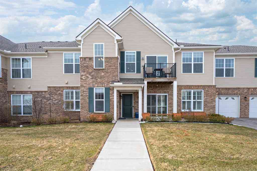 Condo For Sale - 9836 Ridge Run Street <br/> Livingston County, Hartland, MI 48855