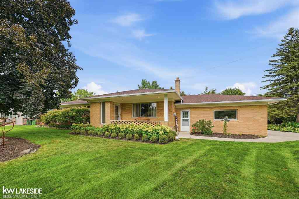 Homes For Sale - 51822 Shelby Road <br/> Macomb County, Shelby Twp, MI 48316