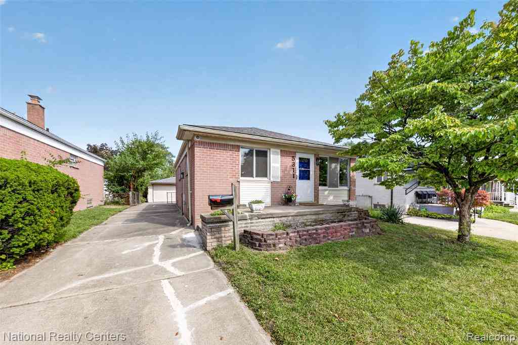 Homes For Sale - 5311 Cornell Street <br/> Dearborn Heights, MI 48125