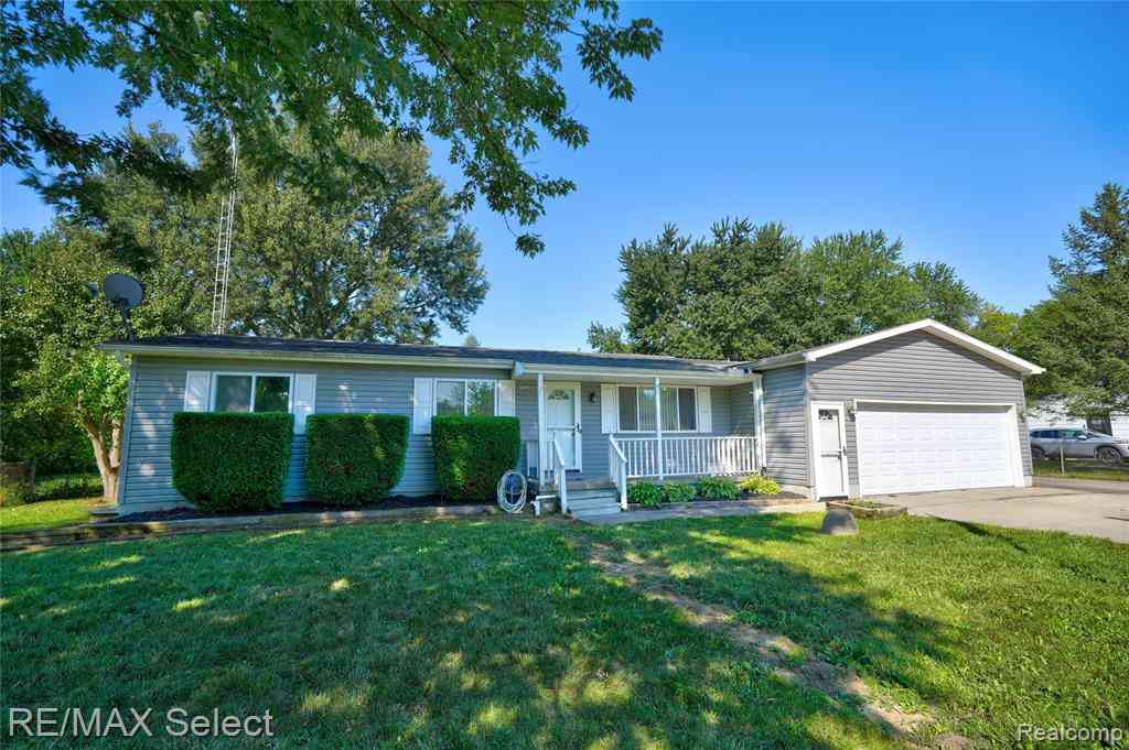 Homes For Sale - 2122 Hillsdale Drive <br/> Genesee County, Davison, MI 48423