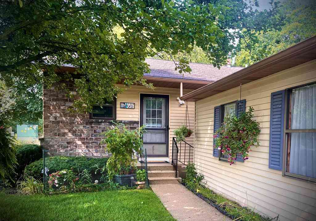 Condo For Sale - 3250 Oxford Drive Se SE<br/> Kent County, Kentwood, MI 49512