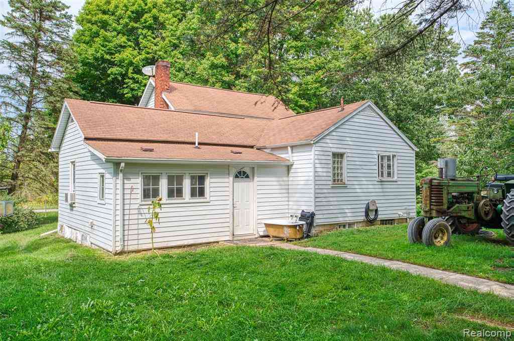 Homes For Sale - 9225 Cook Road <br/> Gaines, MI 48436