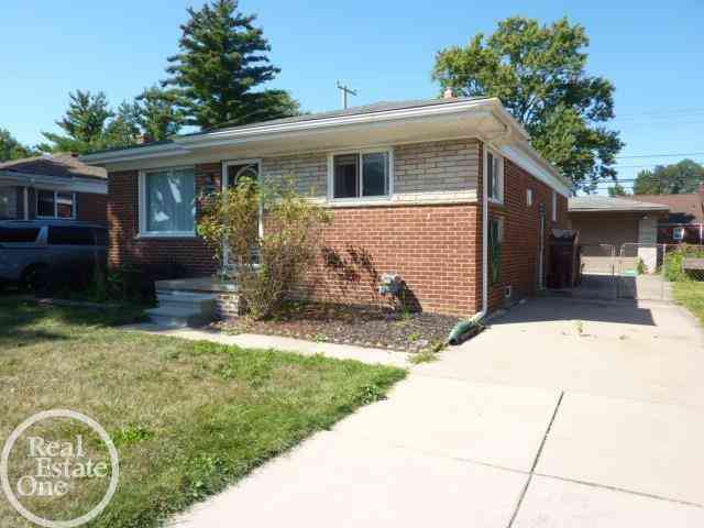 Homes For Sale - 25185 Lorraine Avenue <br/> Macomb County, Center Line, MI 48015