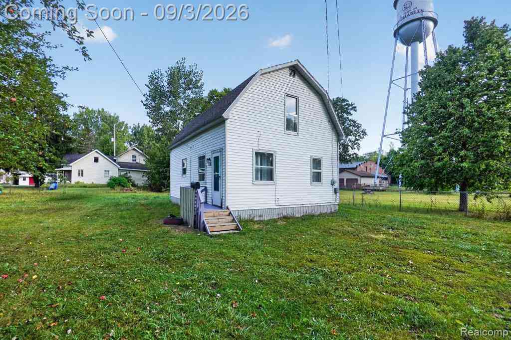 Homes For Sale - 317 E Belle Avenue <br/> Saginaw County, Saint Charles, MI 48655