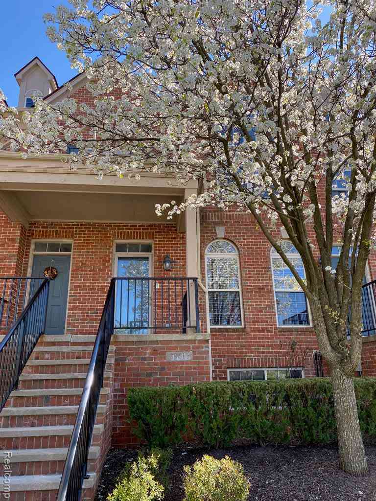 Condo For Rent - 39615 Springwater Drive <br/> Northville, MI 48168