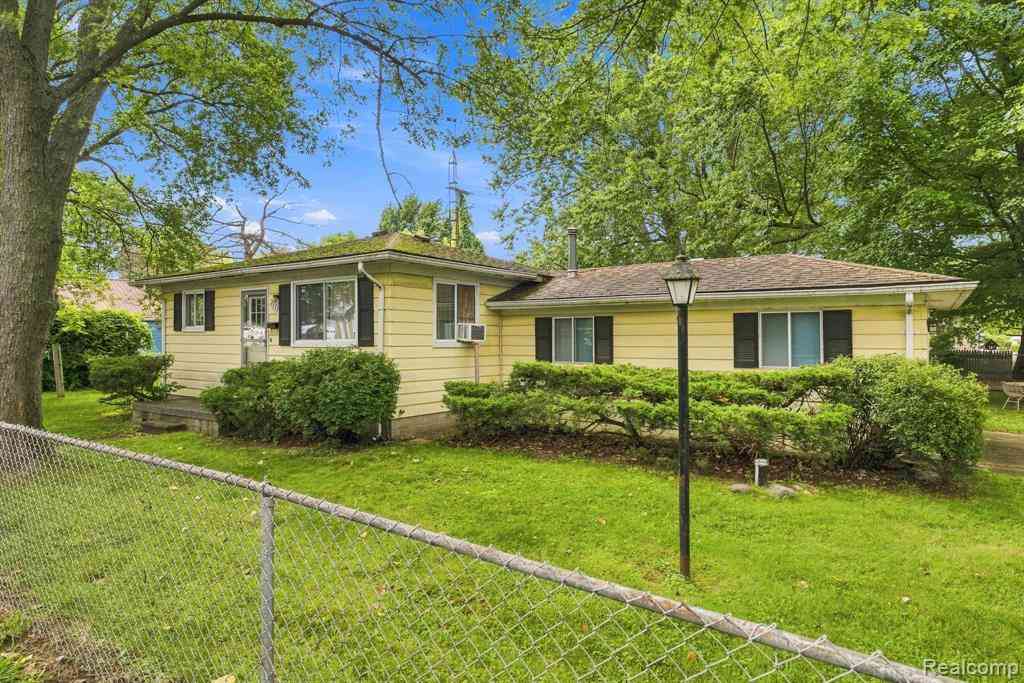 Homes For Sale - 7337 Dogwood Road <br/> Sanilac County, Lexington, MI 48450